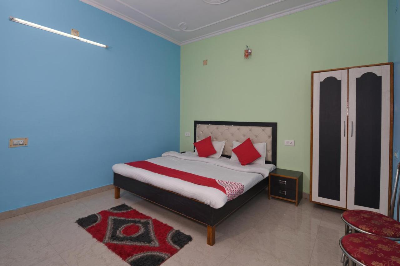 ורנאסי Oyo 4409 Hotel Chaitanya Inn מראה חיצוני תמונה